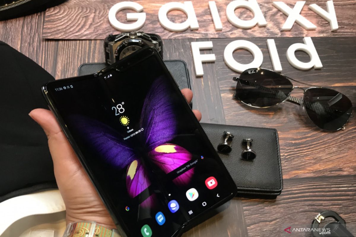 Benarkah Galaxy Fold 2 adalah hasil desain ulang?