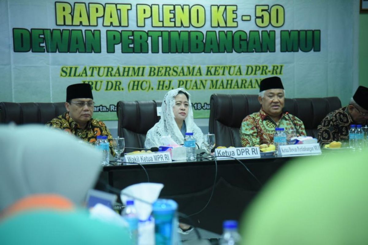 Puan minta masukan ulama terkait RUU Omnibus Law