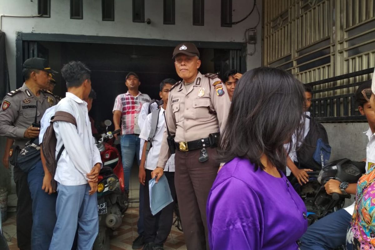 Nongkrong di warnet saat jam sekolah, 8 pelajar di Medan terjaring Operasi Kasih Sayang
