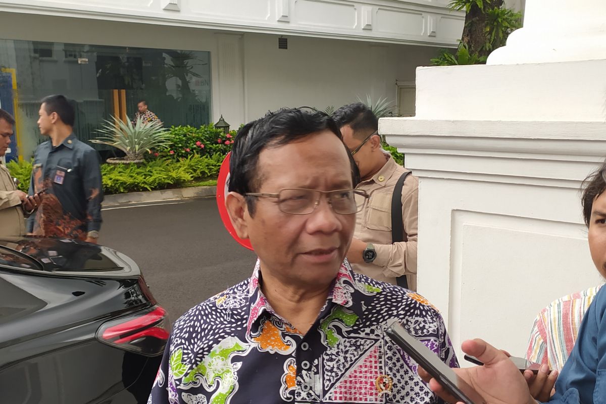 Ketua Kompolnas Mahfud MD usul Polsek tak lagi lakukan penyelidikan dan penyidikan