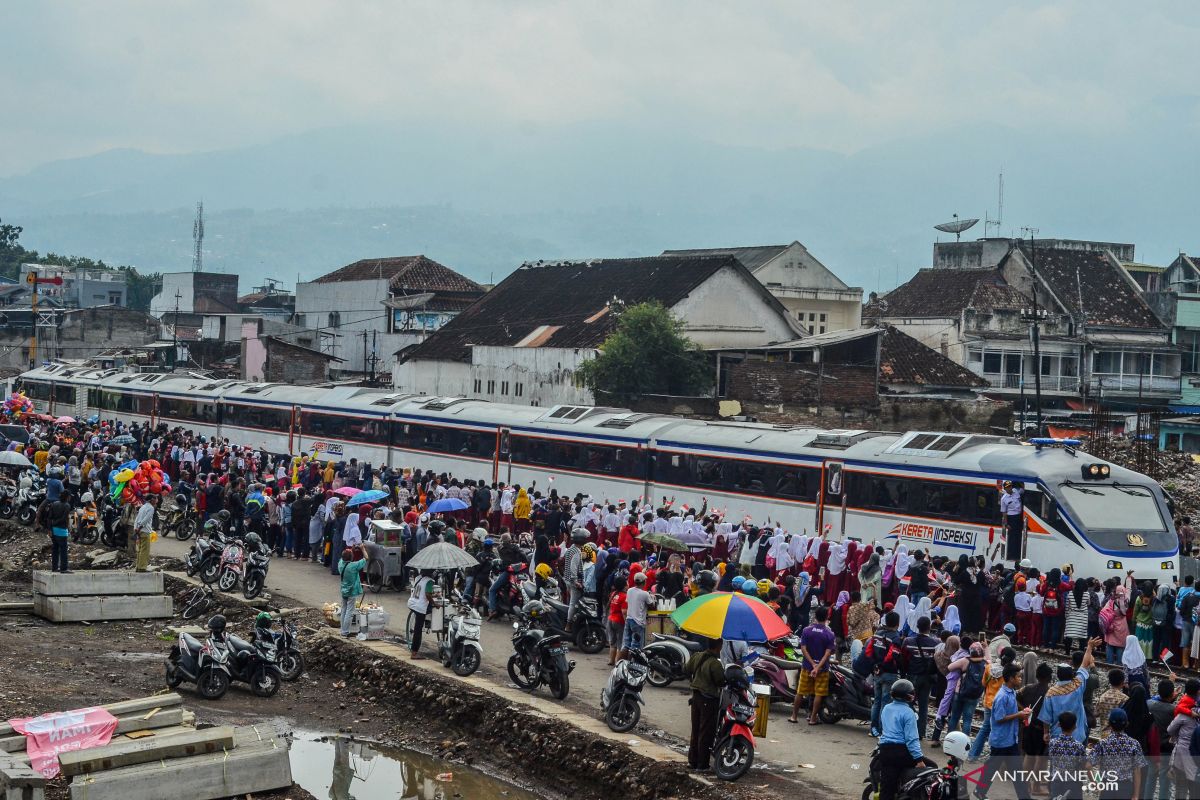 PT KAI rencanakan kereta api Cibatu-Garut beroperasi awal 2021