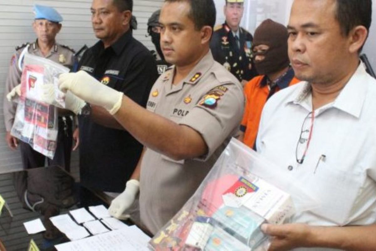 Penjual obat penggugur kandungan ilegal di Madiun ditangkap