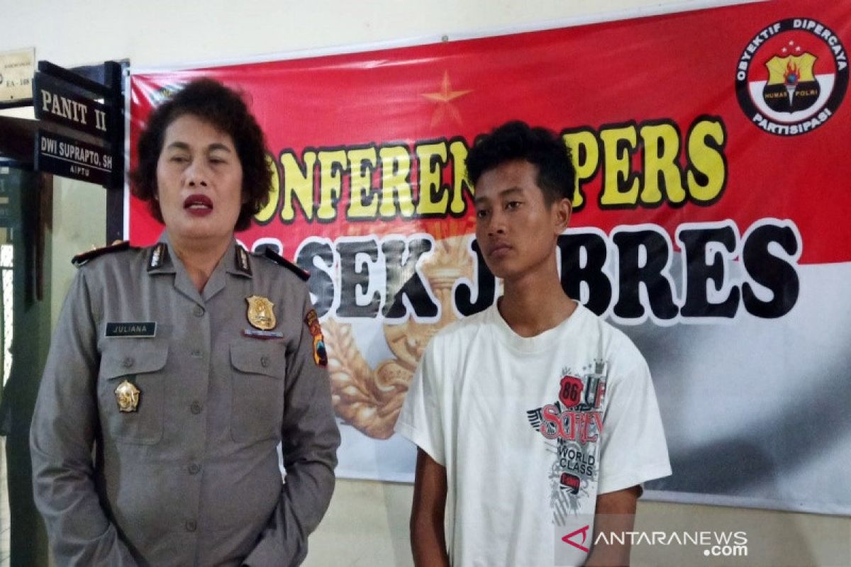 Telantarkan bayi perempuan yang baru dilahirkan, seorang warga diperiksa polisi