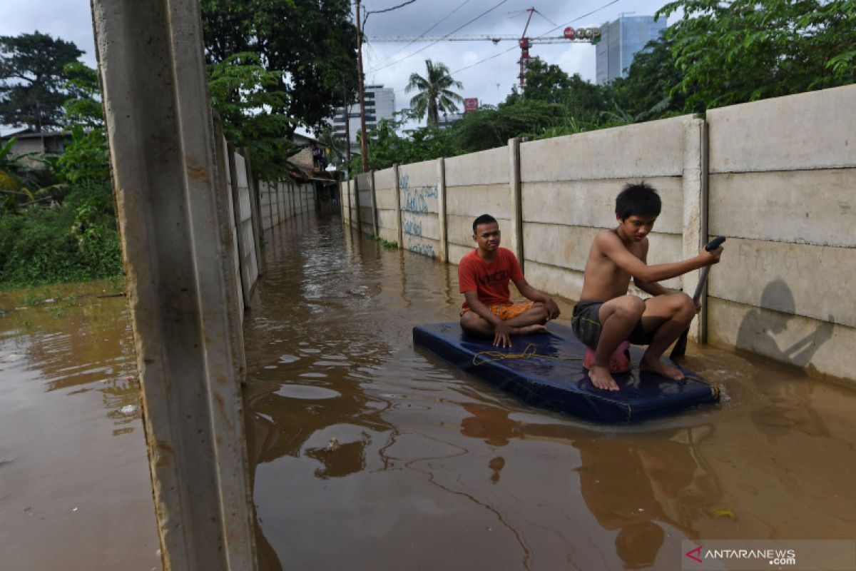 46 RW di 21 Kelurahan Jakarta terendam hingga 2,5 meter