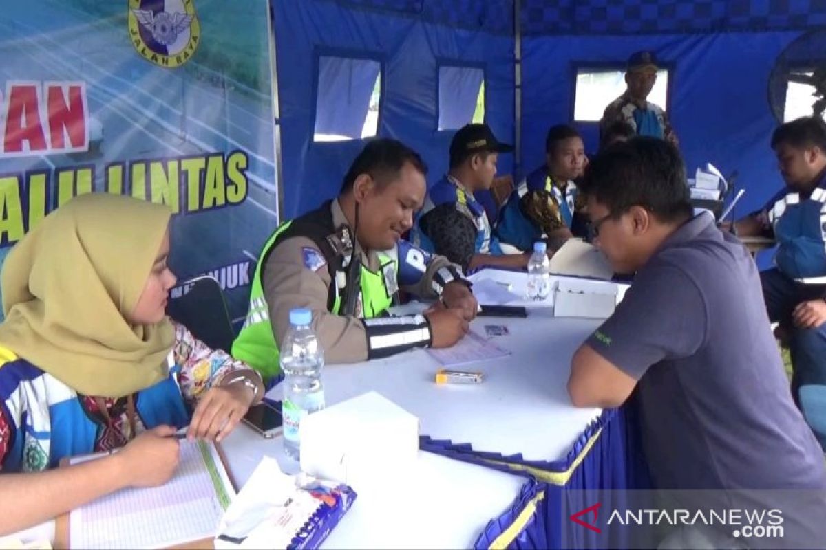 Puluhan kendaraan terjaring operasi batas kecepatan di Tol Madiun