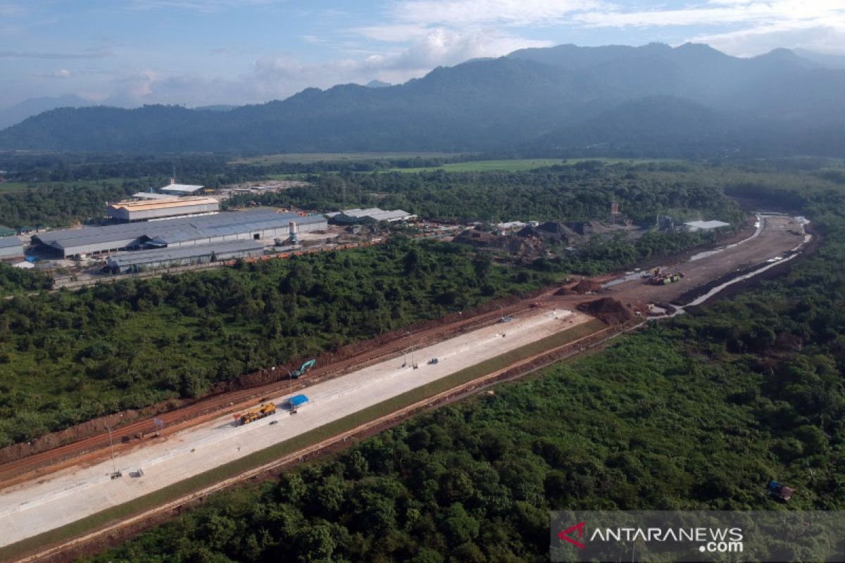 Tol Pekanbaru-Padang ditargetkan mulai beroperasi akhir tahun 2021