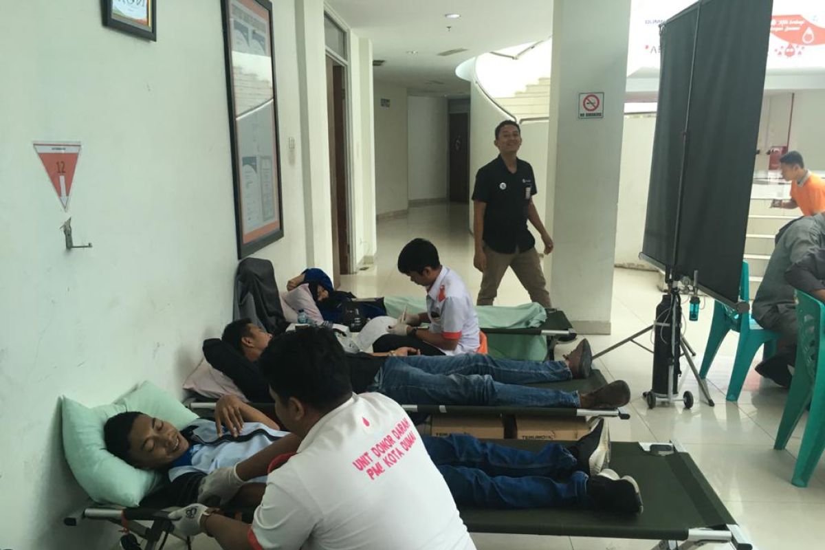 Pelindo Dumai dan PT SDS gelar donor darah bantu persediaan PMI