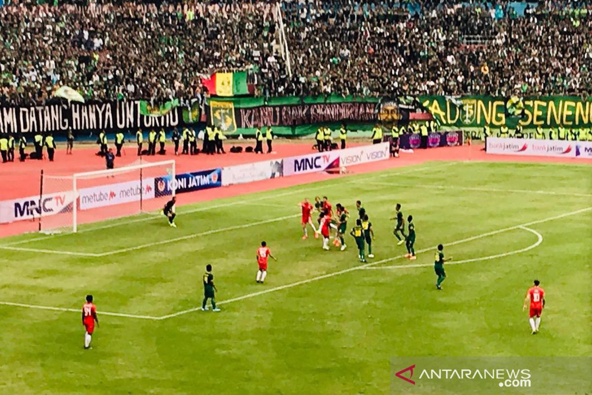 Tumbangkan Persija 4-1, Persebaya juara Piala Gubernur Jatim