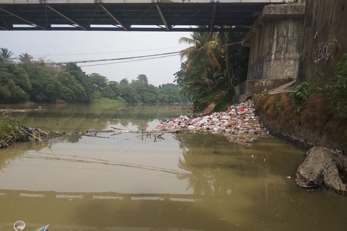 BPBD Lebak mengajak warga tidak buang sampah ke sungai