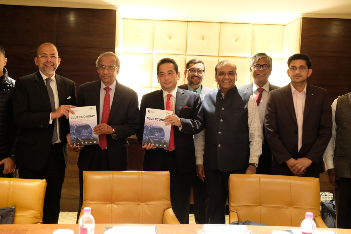 Trade minister cooperates with Indian entrepreneurs to boost trade