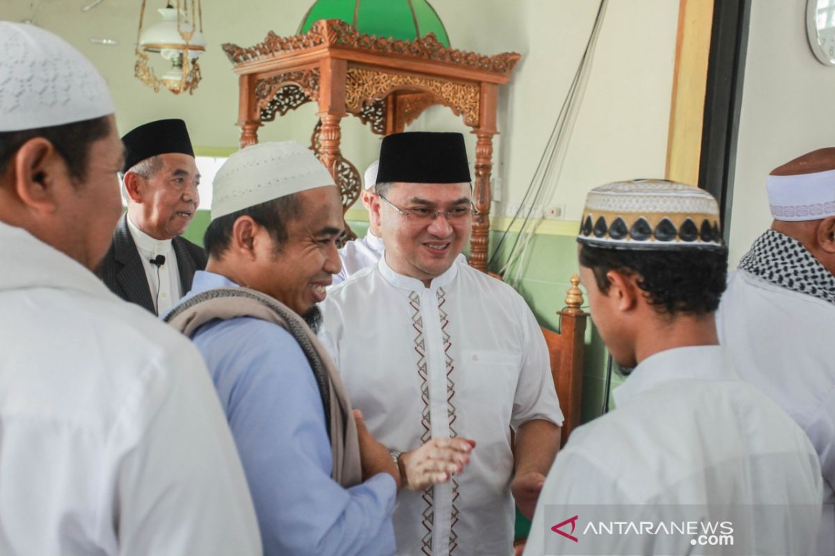 Menjadi khatib salat Jumat, Gubernur Babel sampaikan pentingnya ukhuwah islamiyah