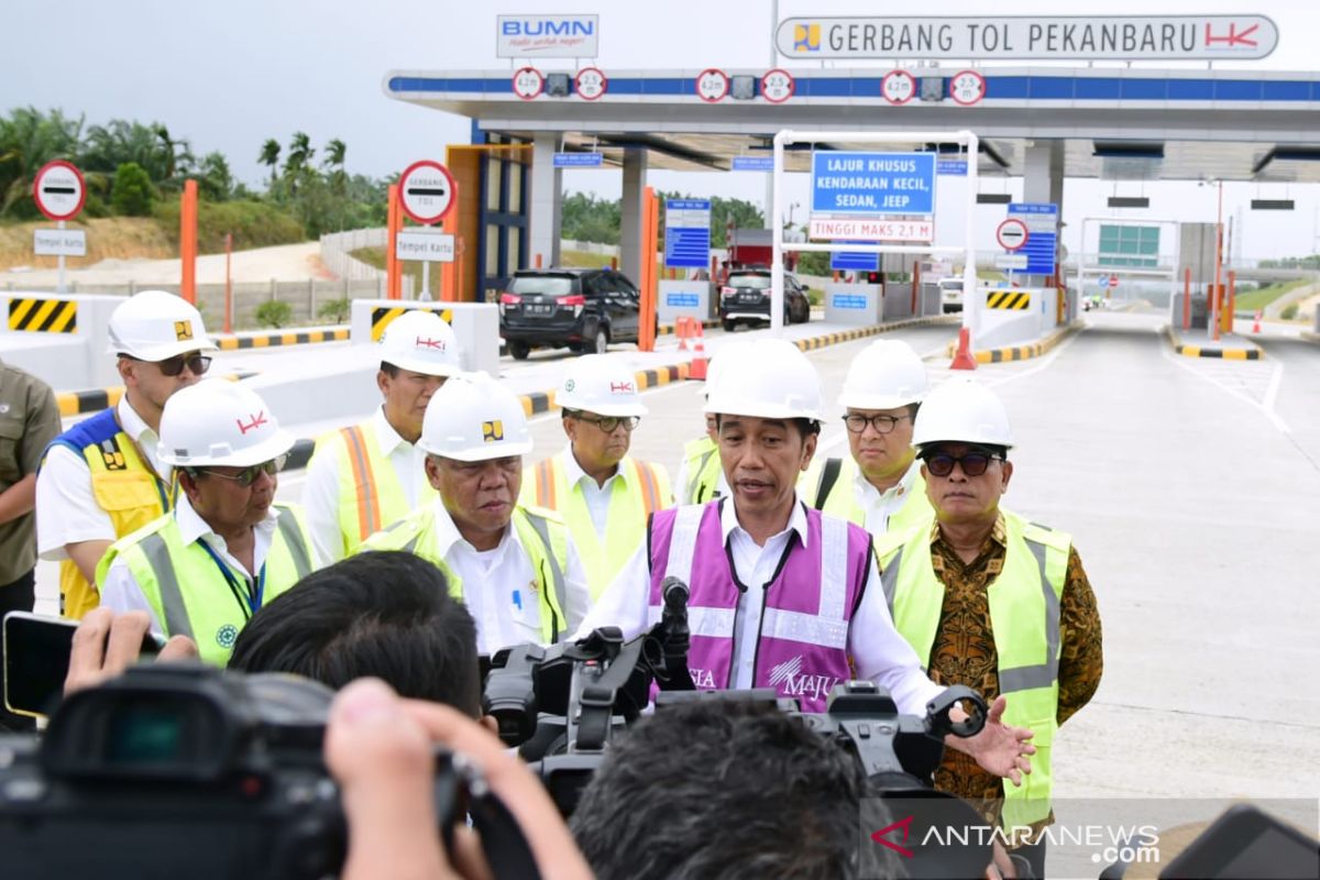 Presiden Jokowi resmikan Jalan Tol Pekanbaru-Dumai, ini harapannya