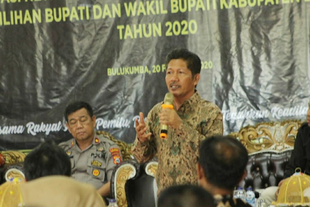 Bawaslu Sulawesi Selatan awasi ketat ASN berpolitik praktis