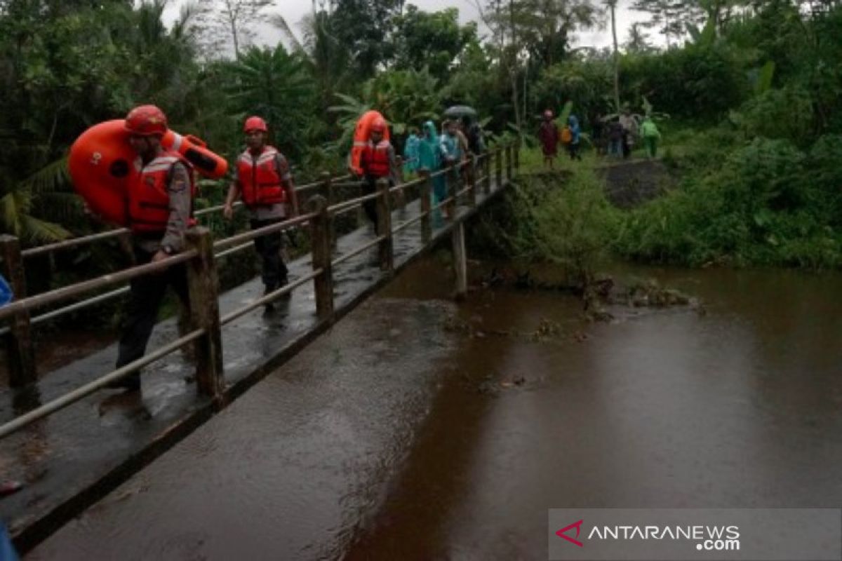 BPBD Sleman: Enam siswa meninggal dunia terseret Sungai Sempor