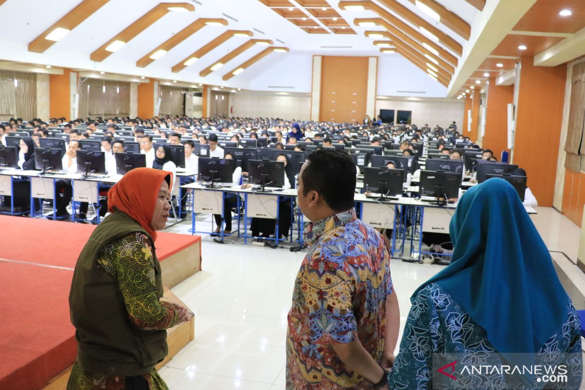 Wali Kota Arief berharap seleksi CPNS hasilkan lulusan terbaik