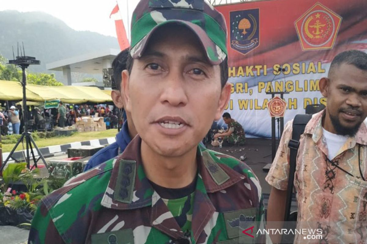 FLASH - KKB tembak Koramil, seorang anggota TNI terluka