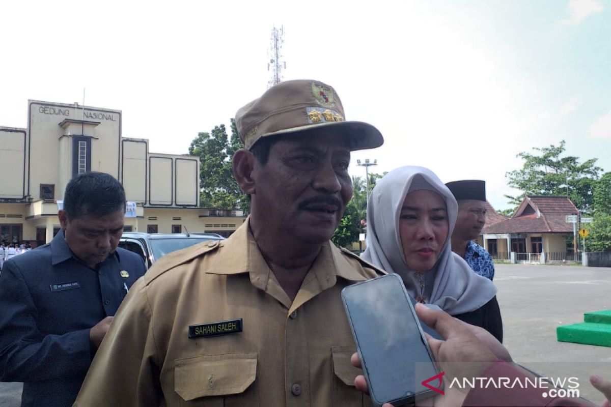 Bupati Belitung ajak masyarakat mengurangi penggunaan plastik