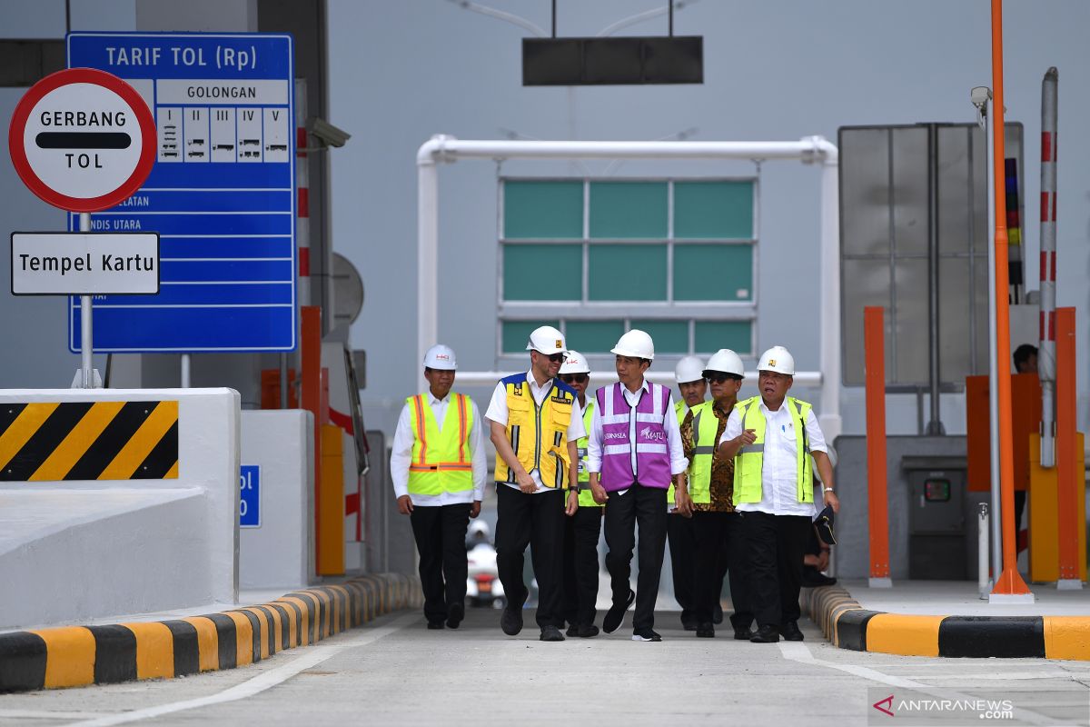 Presiden Jokowi: Pembangunan Jalan Tol Jangan Tunggu IRR Tinggi ...