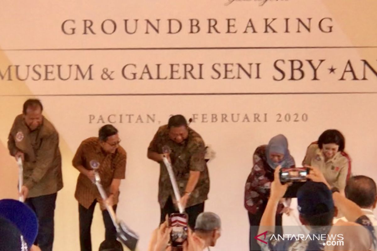 SBY  pancangkan tiang pertama pembangunan museum di Pacitan (Video)