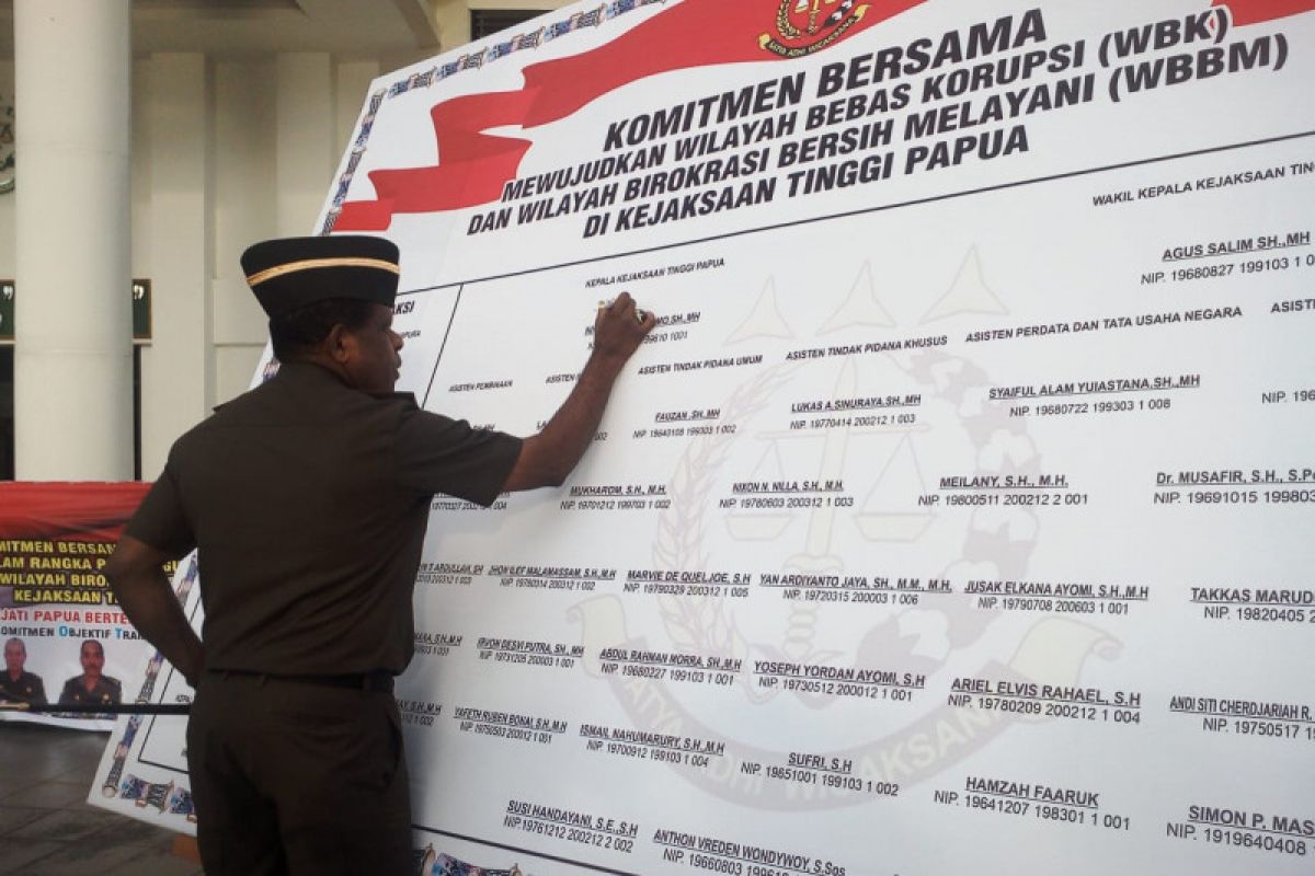 Kejaksaan Tinggi Papua deklarasi komitmen wilayah bersih tanpa korupsi