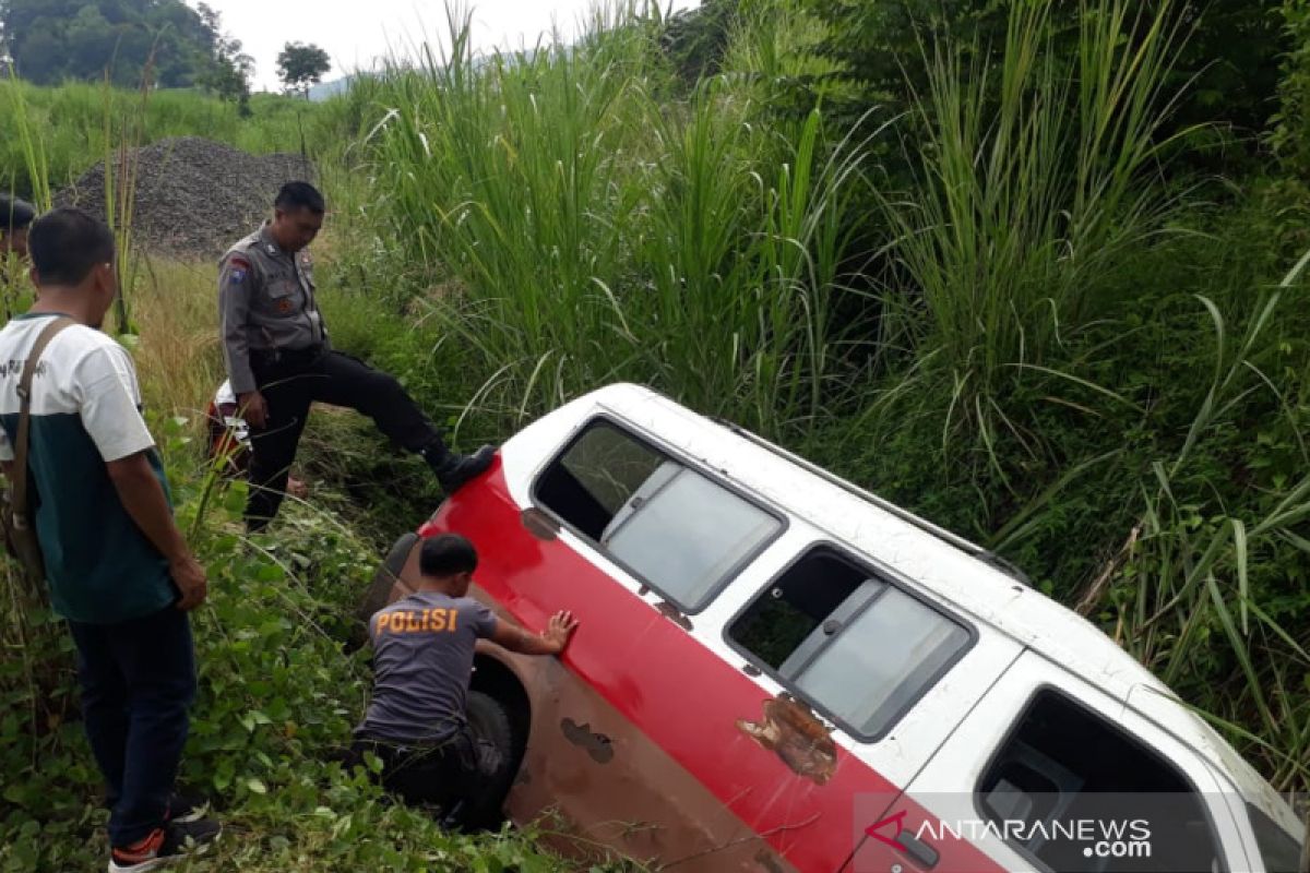 Apes! Niat perkosa mahasiswi Unpad, sopir angkot ini terperosok masuk jurang