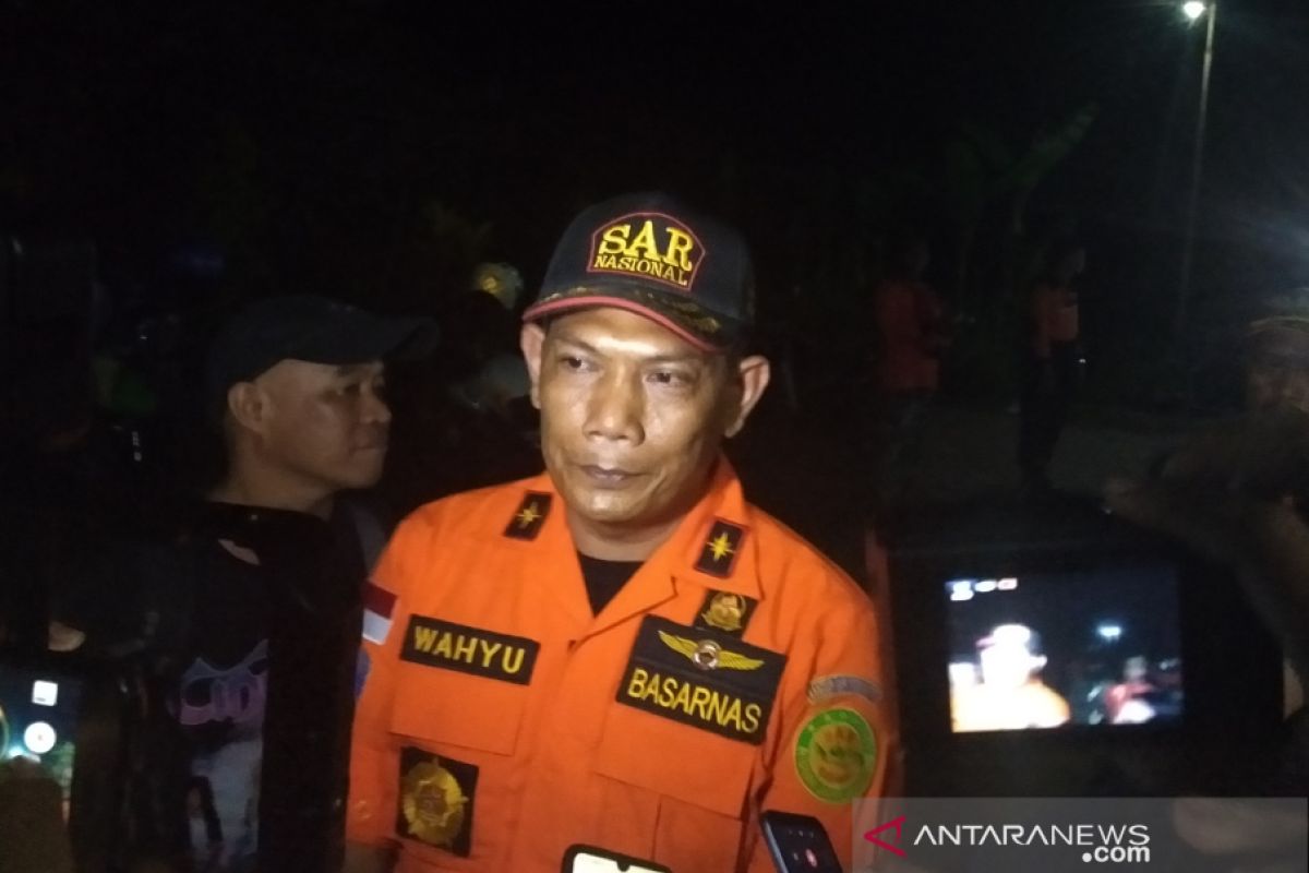 Pencarian dua korban insiden kecelakaan sungai SMPN 1 Turi dihentikan sementara