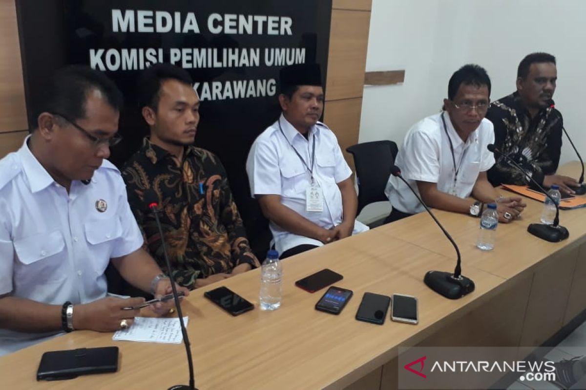 KPU Karawang verifikasi berkas dukungan jalur perseorangan