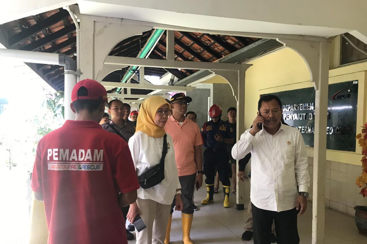 Alat terapi kanker canggih RSCM Jakarta terendam banjir