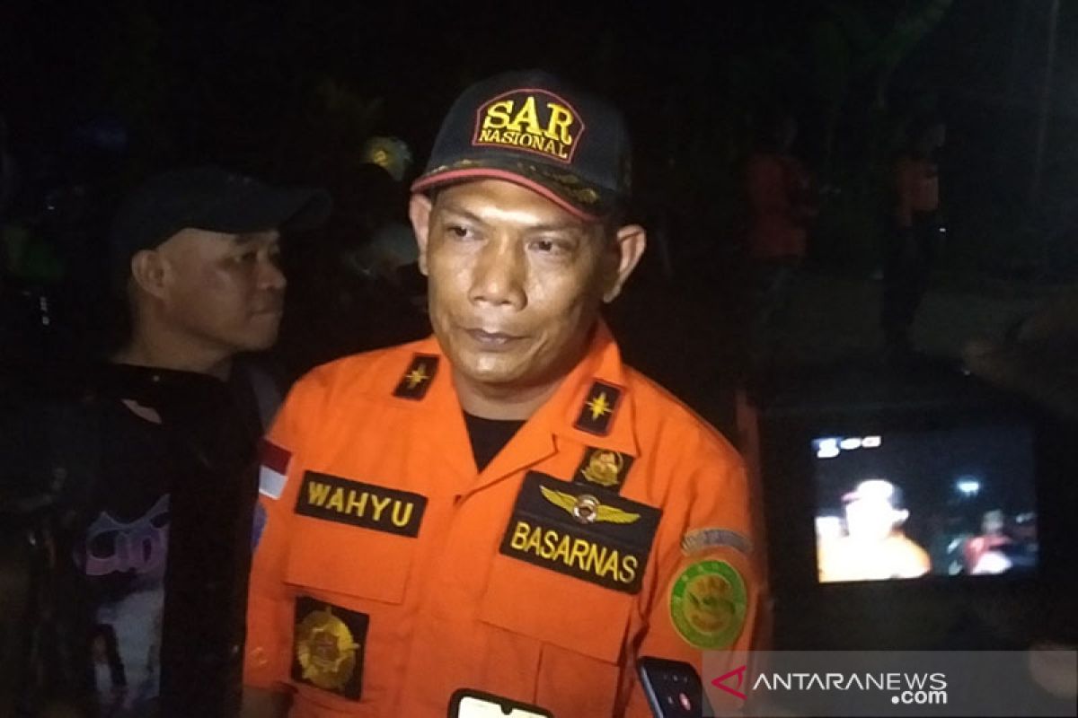 Basarnas: Pencarian korban insiden SMPN 1 Turi dihentikan sementara