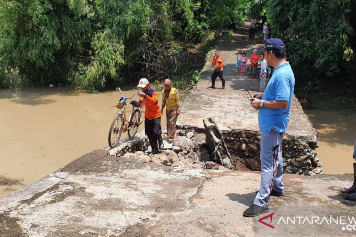 Floods inundate four sub-districts in Probolinggo, East Java