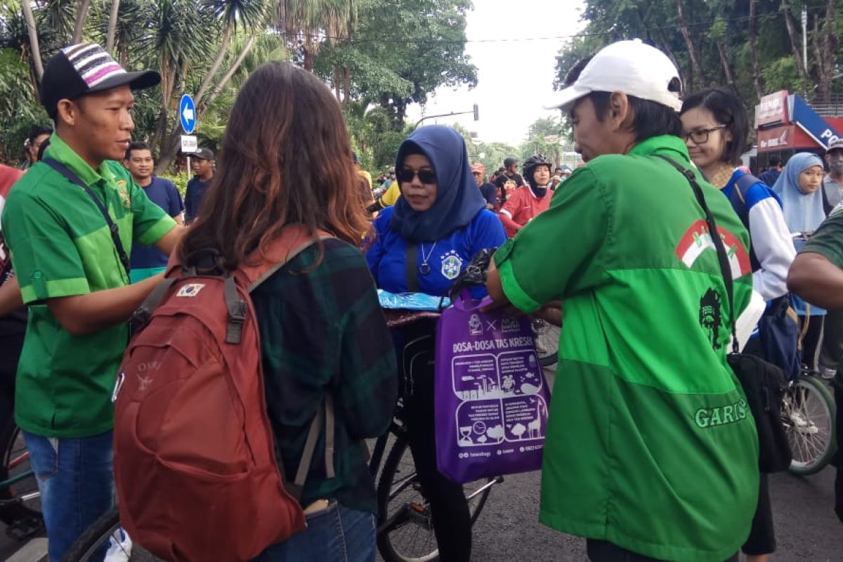 Nol Sampah nilai Surabaya butuh Perwali pembatasan plastik sekali pakai