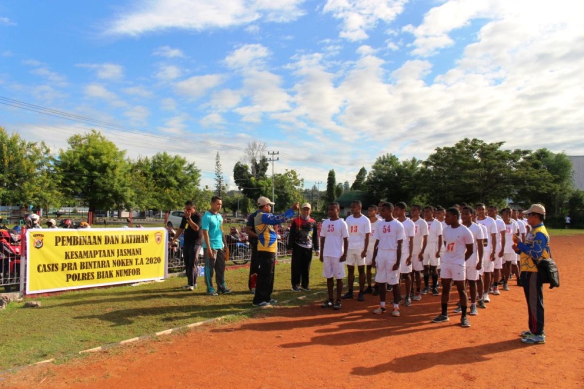 297 casis Bintara Noken Polri ikuti program Kesjas di Biak Numfor