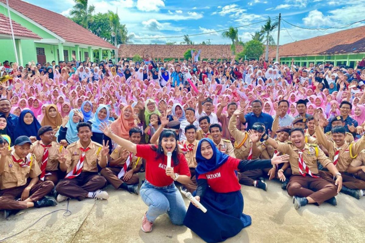 Ria Ricis siapkan koper saat promo film 'ATKKM' karena sering dapat kado