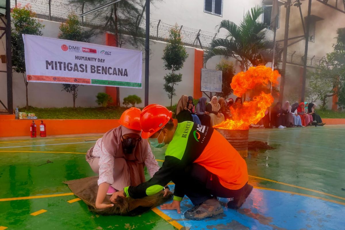 ACT Sumut latih siswa di Medan mitigasi bencana