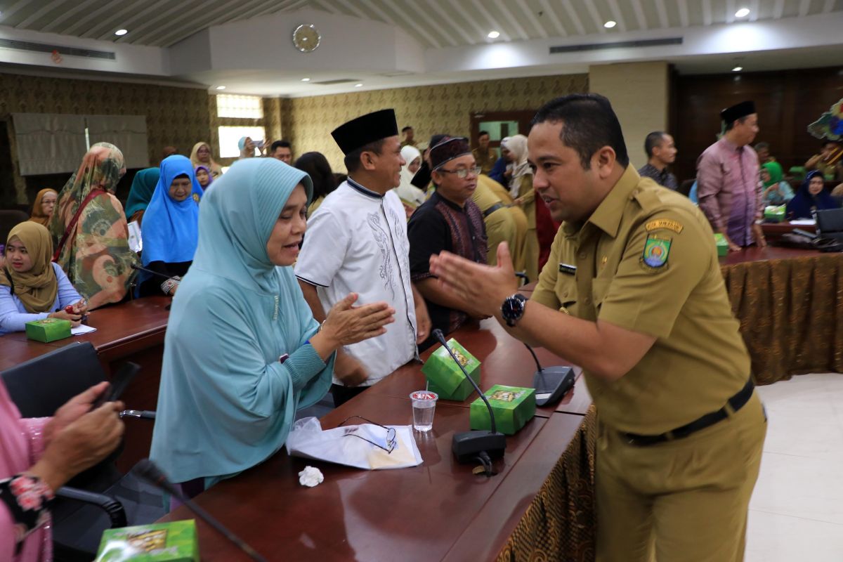 Arief Wismansyah ajak lembaga penerima hibah bersinergi bangun kota