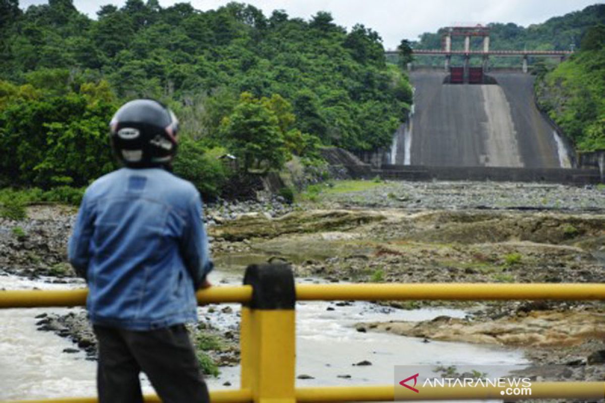 Volume ketinggian air bendungan Bili-bili Kabupaten Gowa