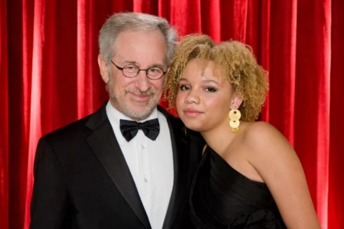 Putri Steven Spielberg jadi bintang porno