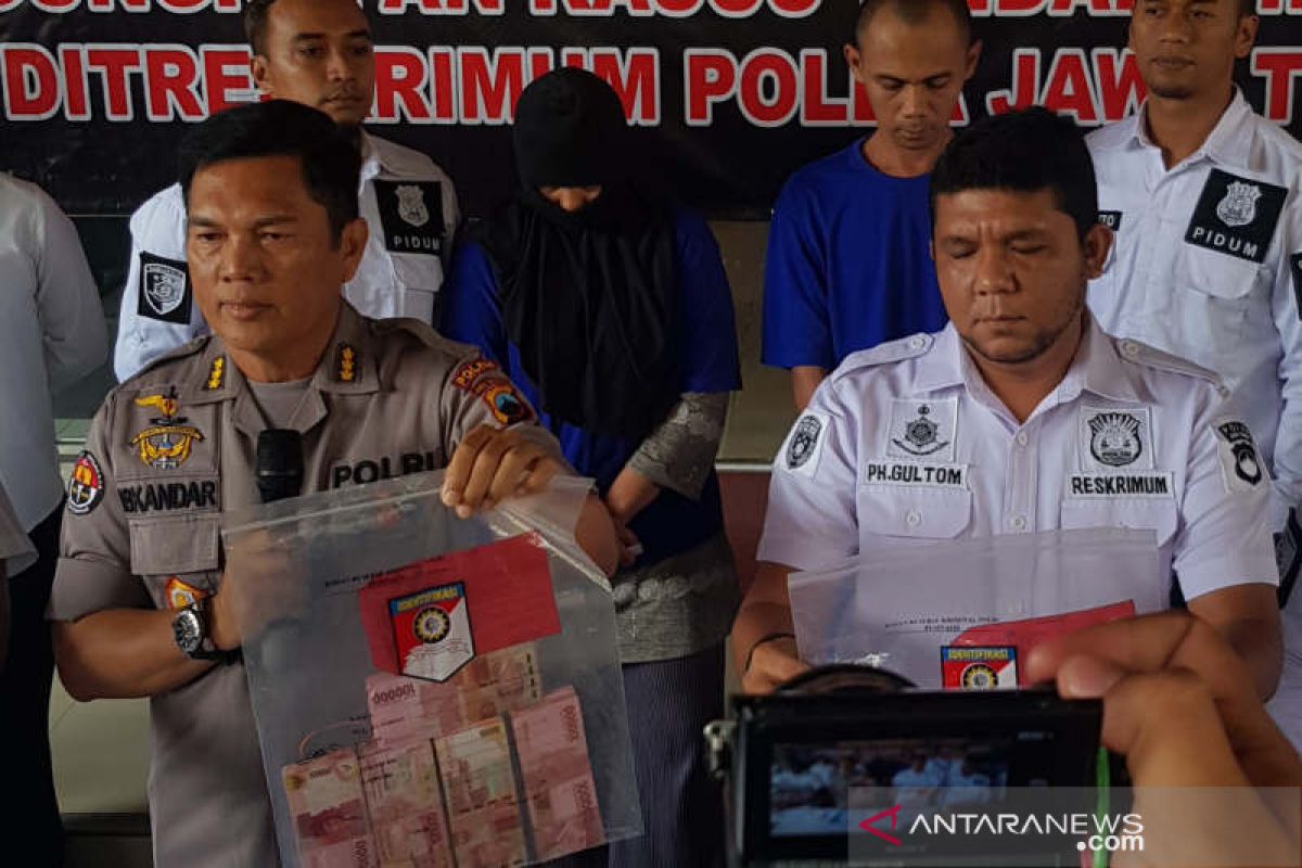 Dua anggota komplotan pembobol ATM BCA di Magelang diringkus