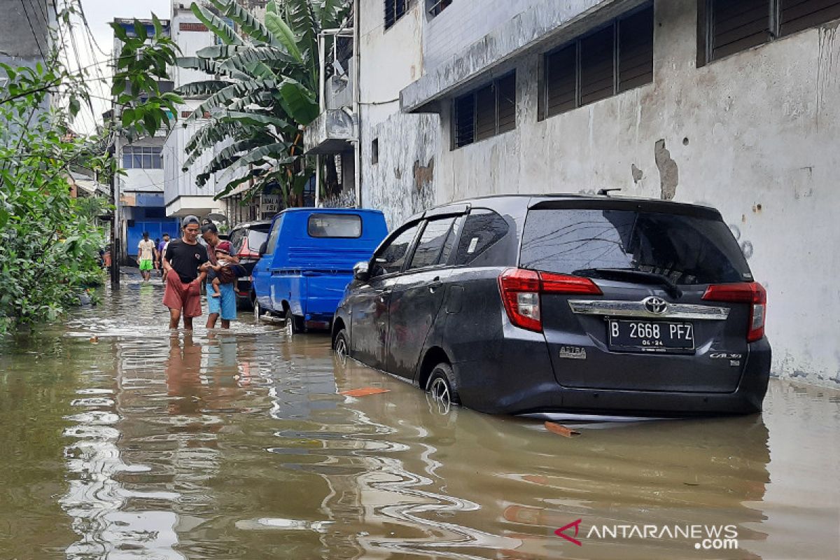 Delapan RW Kelurahan Pasar Baru terdampak banjir