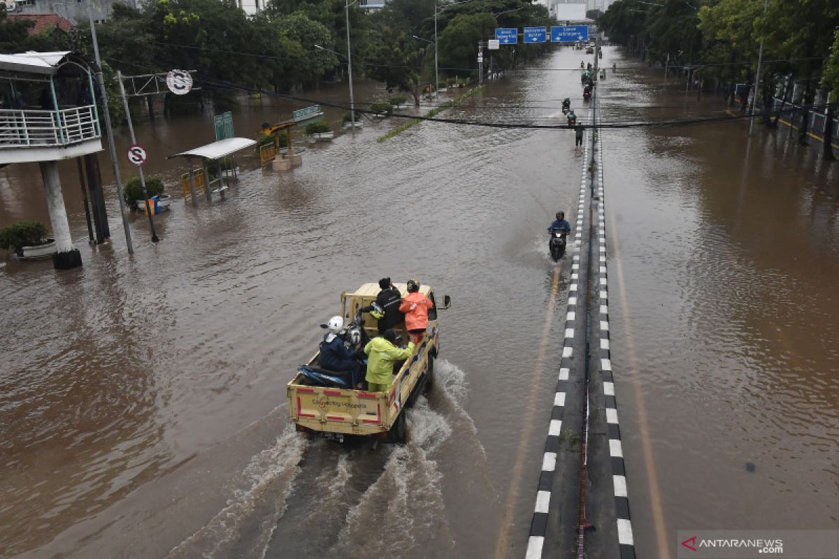 Pusat bisnis Jakarta alami kerugian Rp56,7 miliar akibat banjir