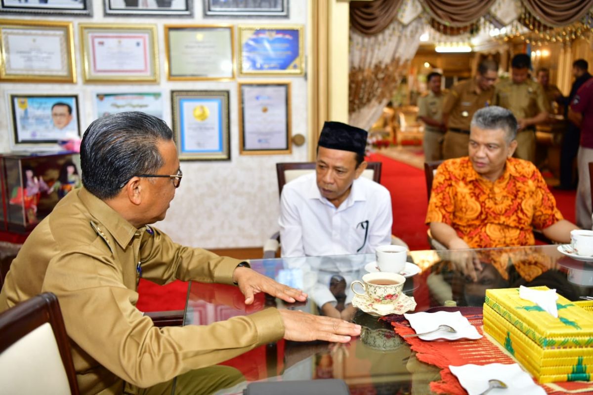 Gubernur Sulsel cabut laporan polisi untuk mantan stafnya