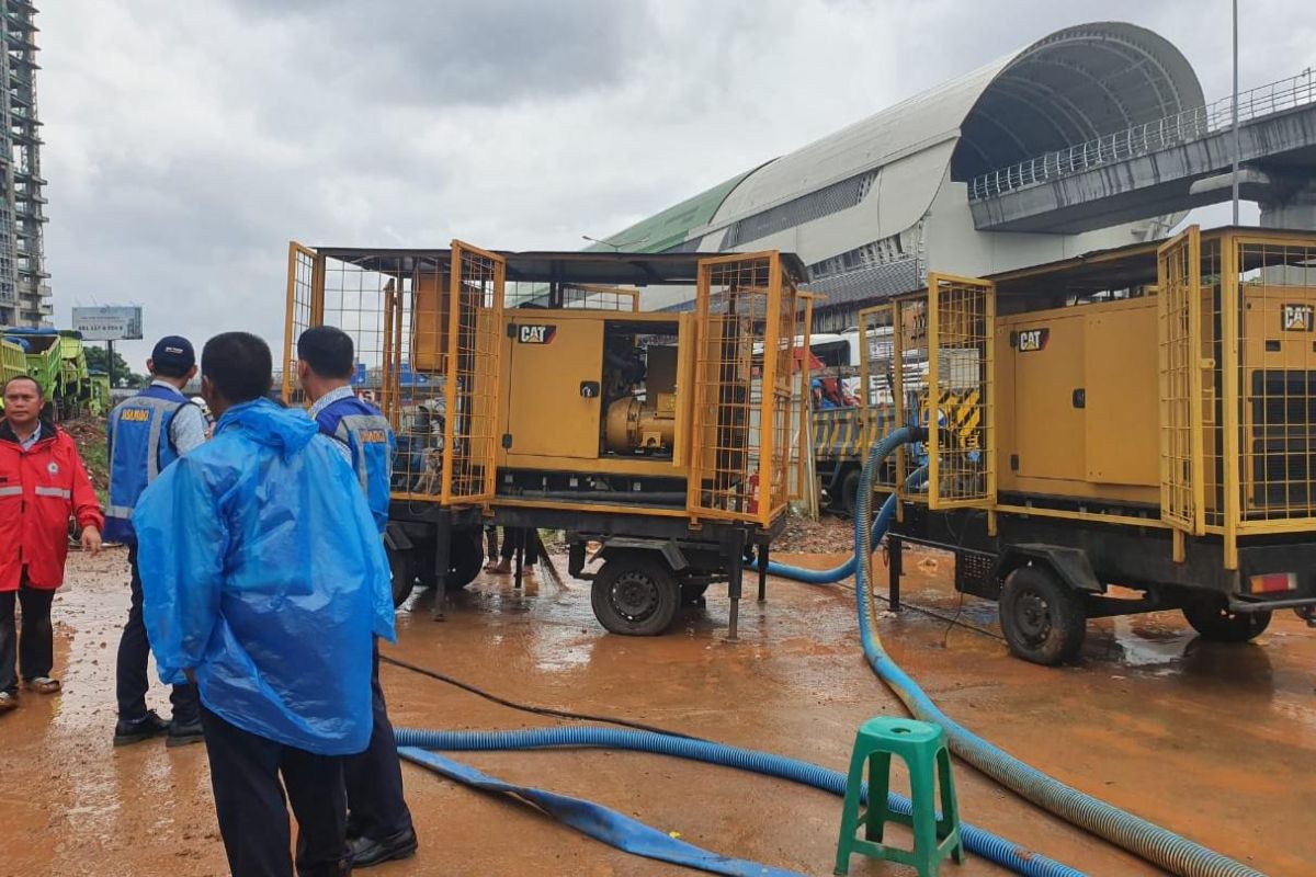 Banjir, lima gerbang tol Jakarta-Cikampek masih ditutup