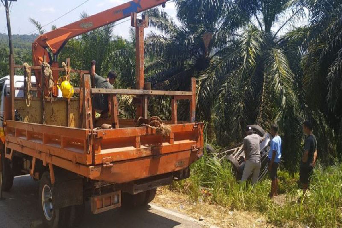 Rombongan mahasiswa kecelakaan di Subulussalam Aceh, satu meninggal