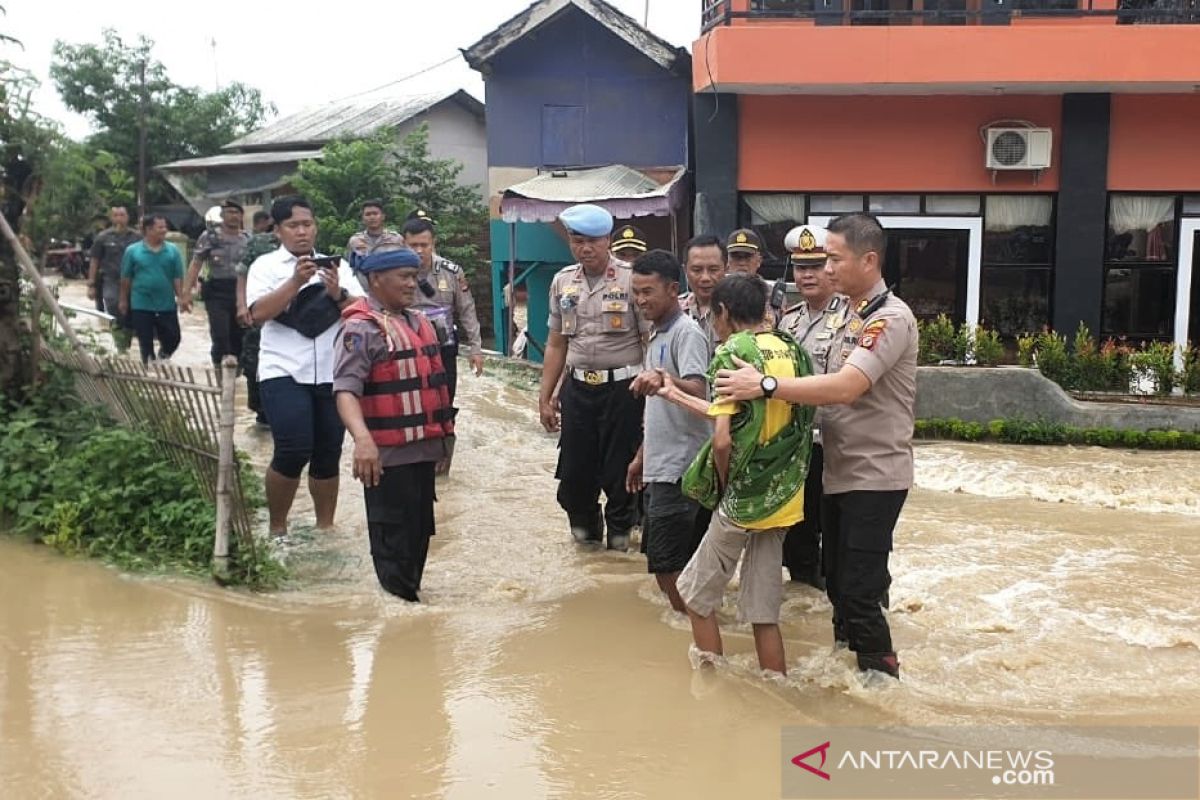 Banjir di Kabupaten Subang sebabkan 3.435 rumah warga tergenang