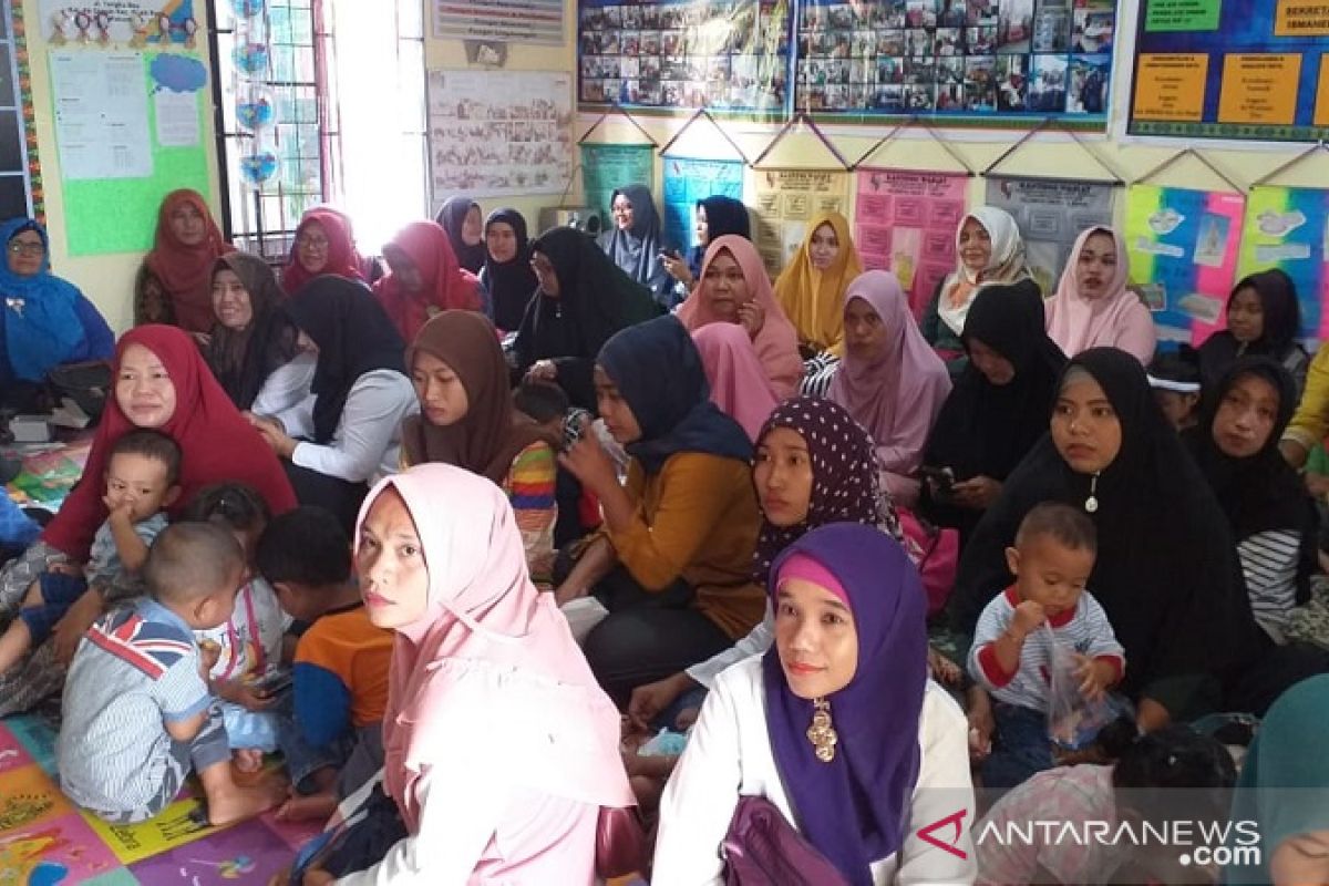 Jumlah kesertaan aktif KB di Kampung KB berkah Bersama Air Dingin, Pekanbaru, terus meningkat