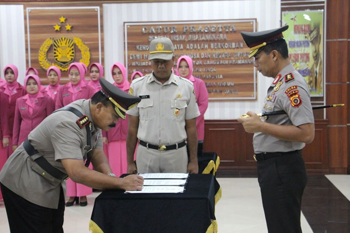 Tujuh kapolres dan dua pejabat utama Polda Aceh diganti