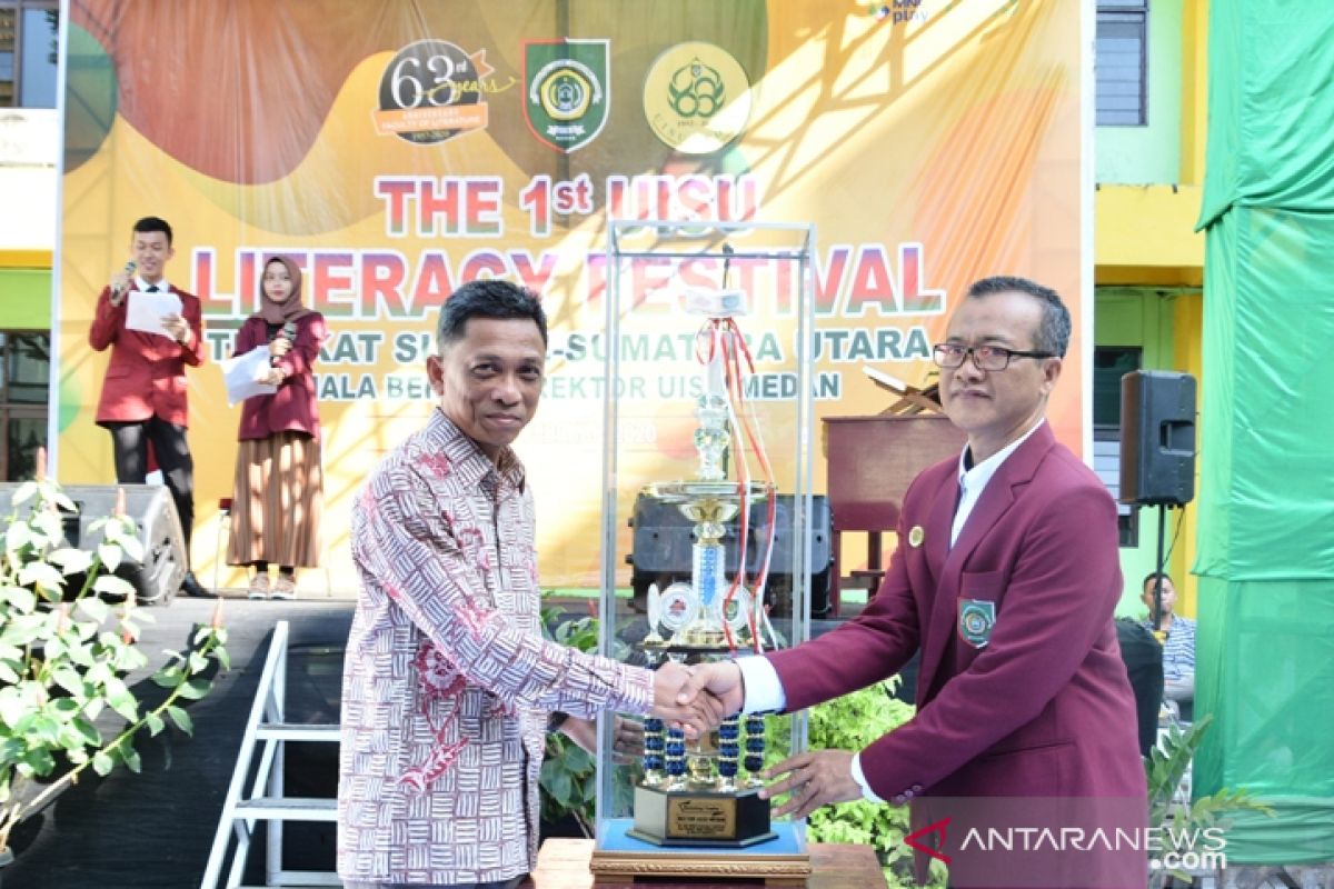 Ratusan siswa di Sumut  bersaing di Festival  Literasi