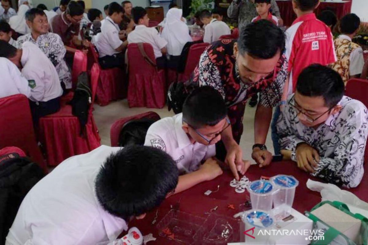 Kompetisi Robot Terbang kembangan budaya iptek pelajar Kota Magelang