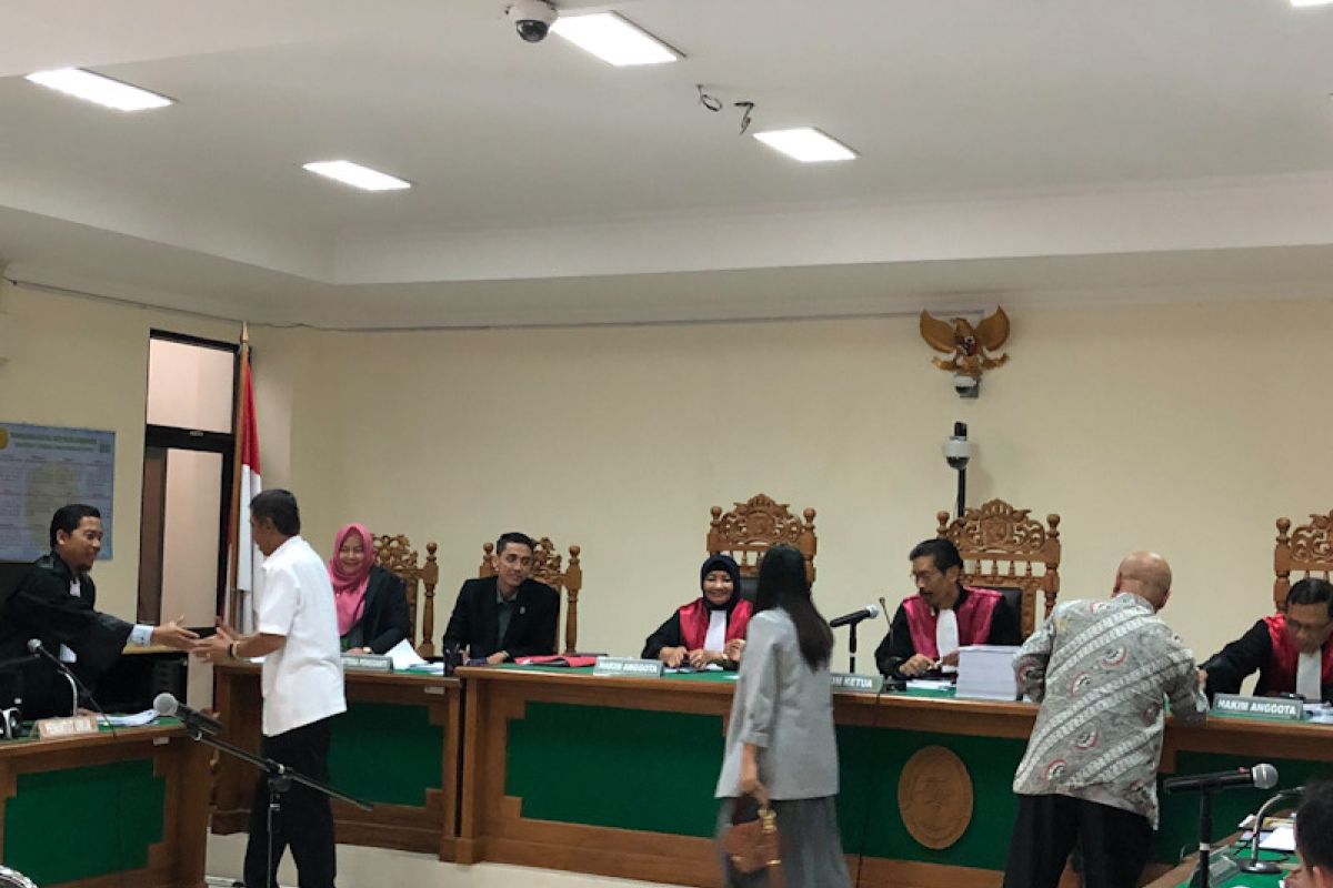 Wali Kota Yogyakarta bantah menerima "fee" proyek drainase Supomo