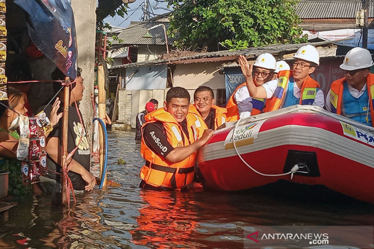 PLN telah nyalakan 1.219 gardu terdampak banjir